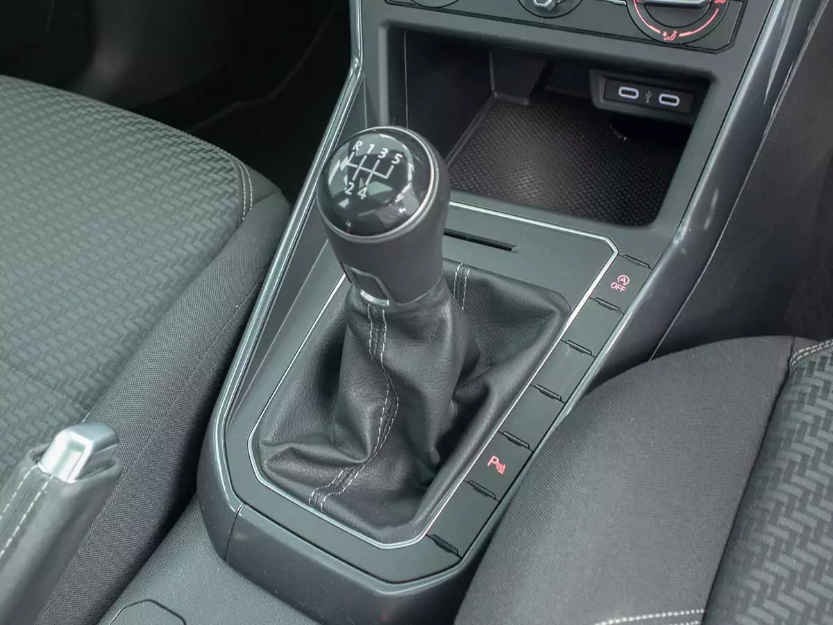 Vehicle Image for 12/17for Volkswagen Polo Hatch 1.0TSI Comfortline R-Line