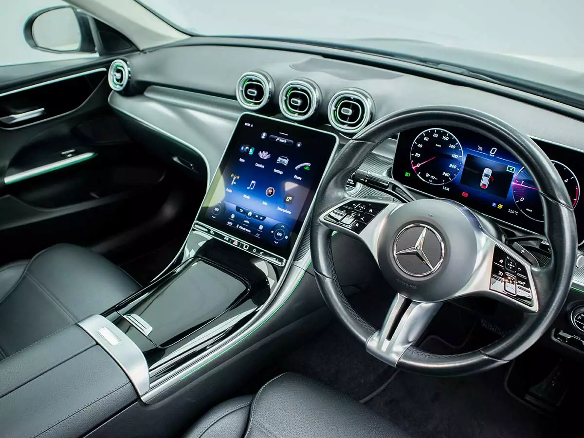 Vehicle Image for 13/17for Mercedes-Benz C-Class C220d Avantgarde