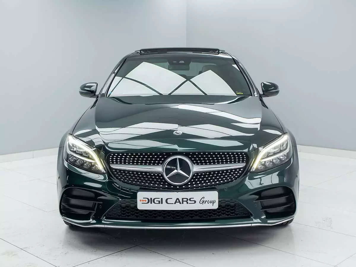 Vehicle Image for 3/17for Mercedes-Benz C-Class C180 AMG Line
