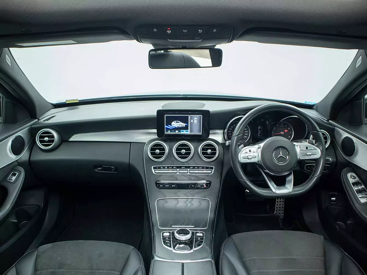 Vehicle Image for 14/17for Mercedes-Benz C-Class C180 AMG Line