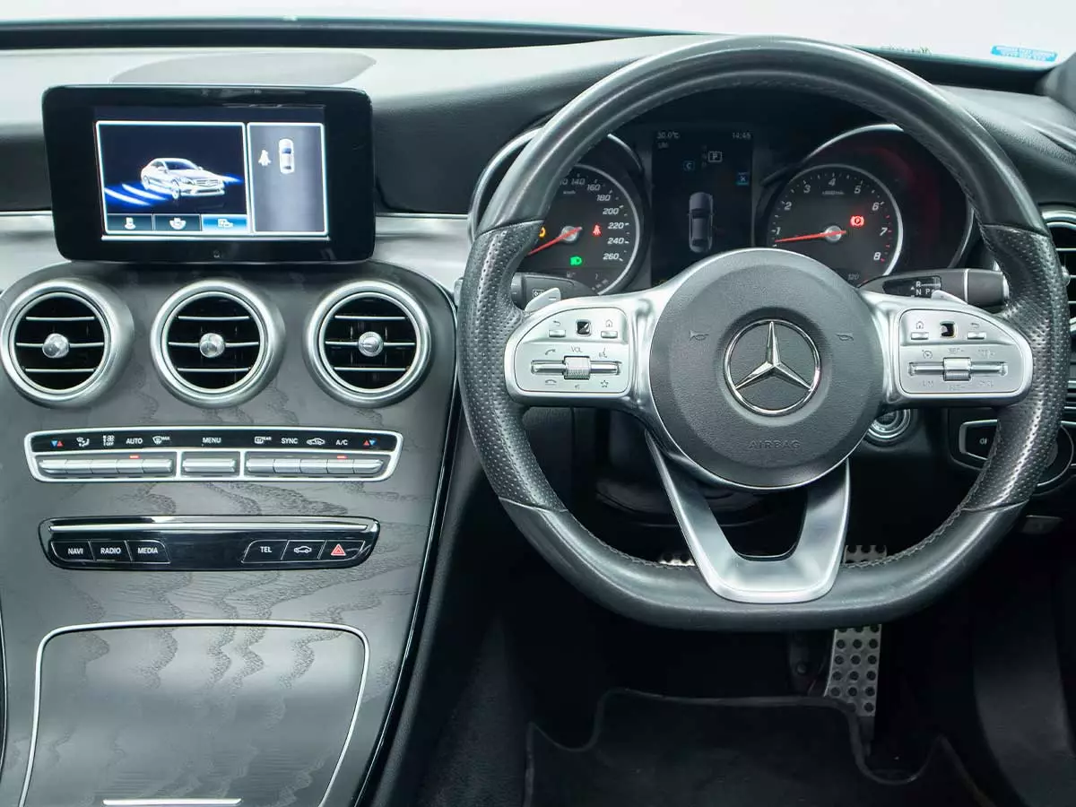 Vehicle Image for 15/17for Mercedes-Benz C-Class C180 AMG Line