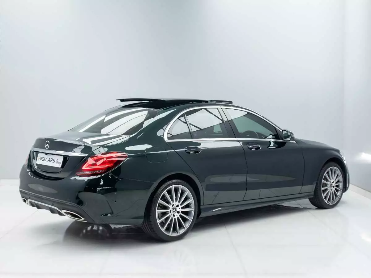 Vehicle Image for 5/17for Mercedes-Benz C-Class C180 AMG Line