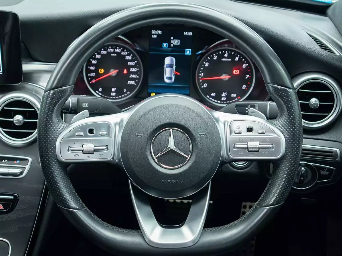 Vehicle Image for 10/17for Mercedes-Benz C-Class C180 AMG Line