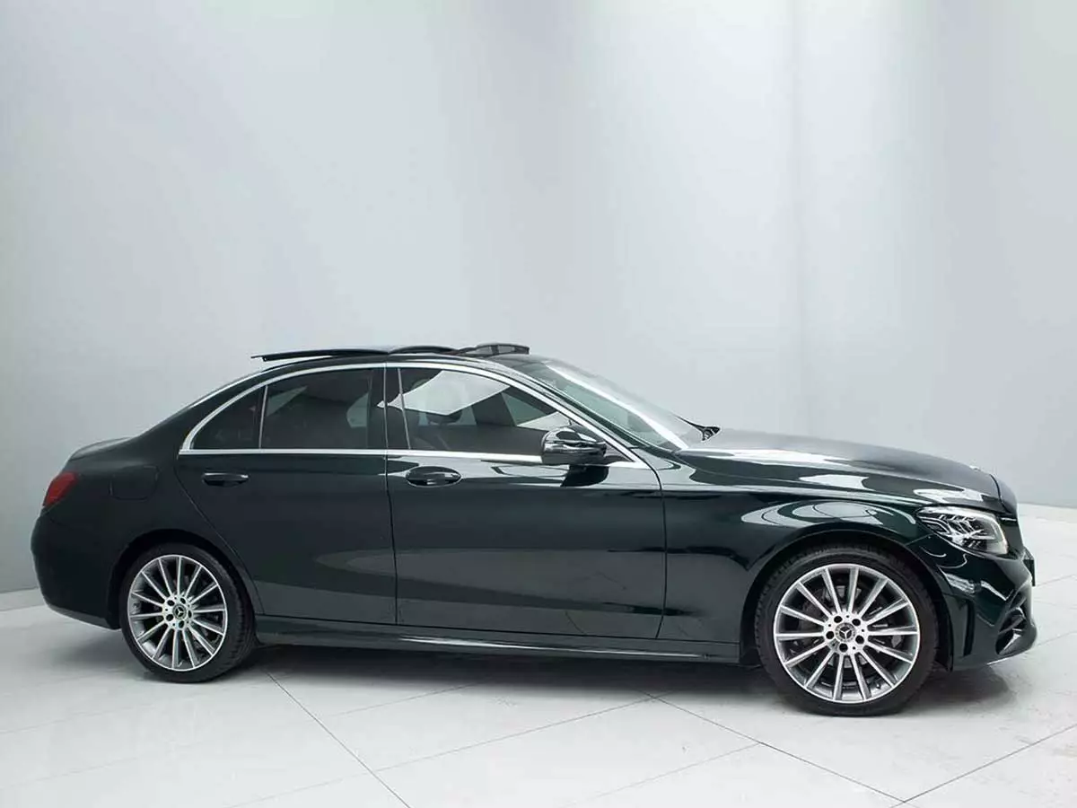 Vehicle Image for 4/17for Mercedes-Benz C-Class C180 AMG Line