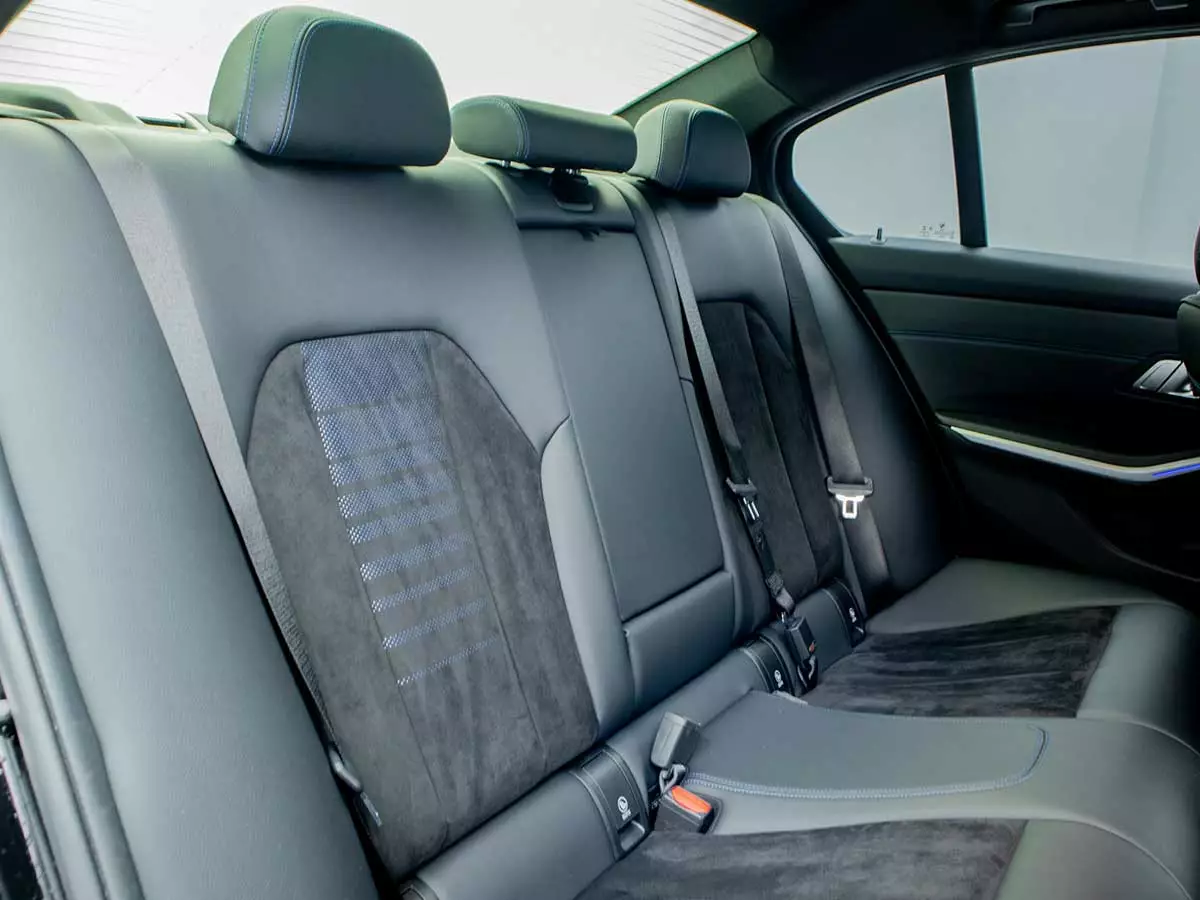 Vehicle Image for 16/17for BMW 3 Series 320i M Sport