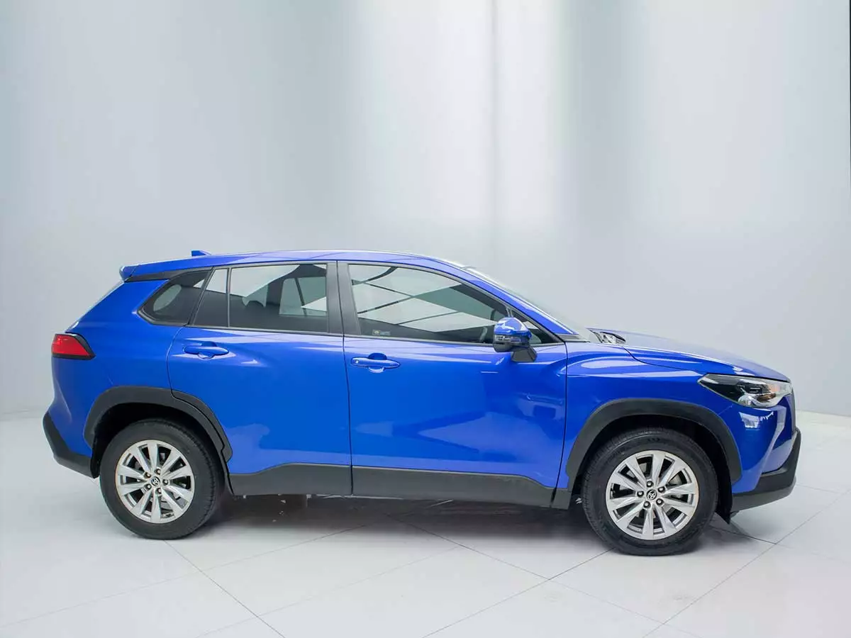 Vehicle Image for 4/17for Toyota Corolla Cross 1.8 Xi