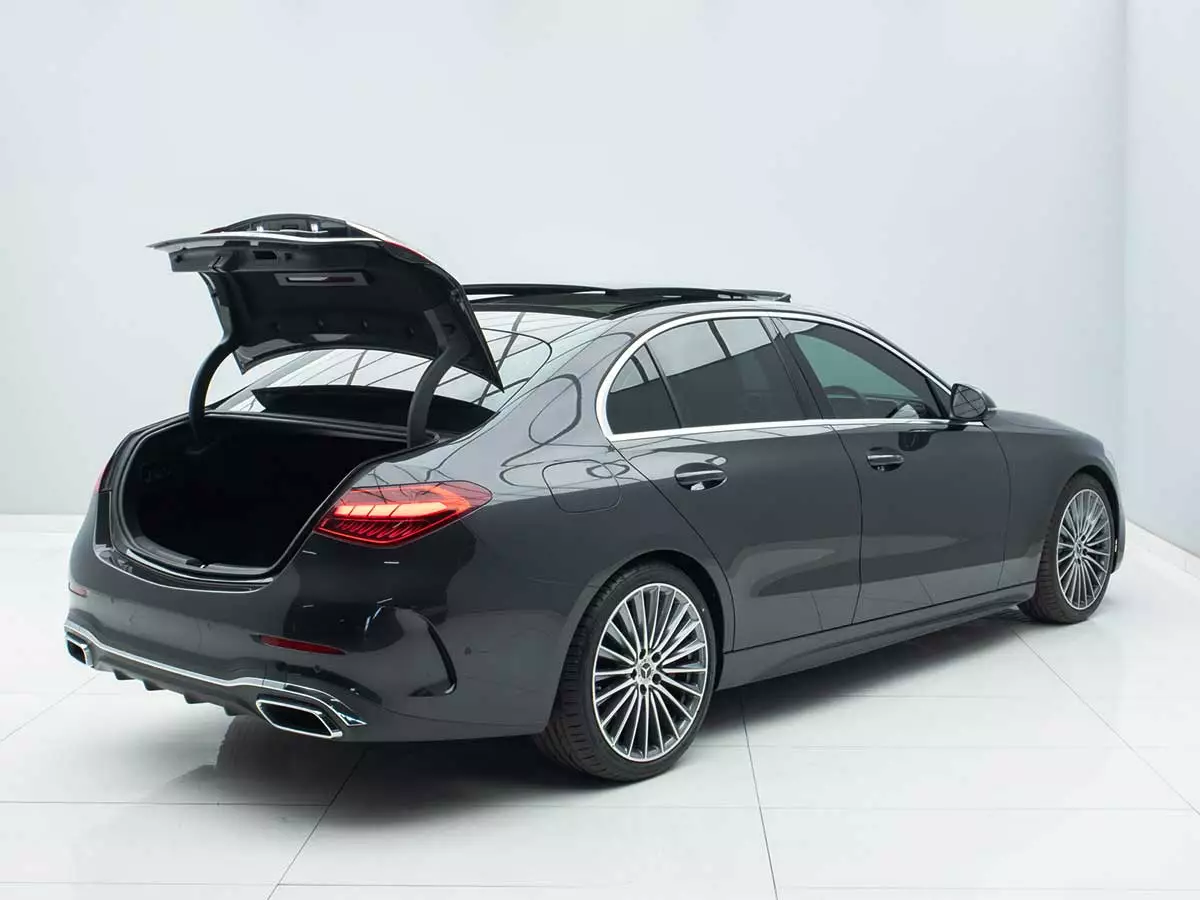 Vehicle Image for 6/17for Mercedes-Benz C-Class C220d AMG Line