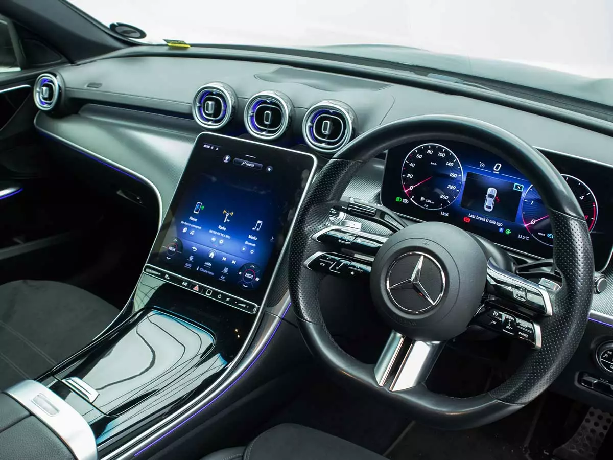 Vehicle Image for 13/17for Mercedes-Benz C-Class C220d AMG Line