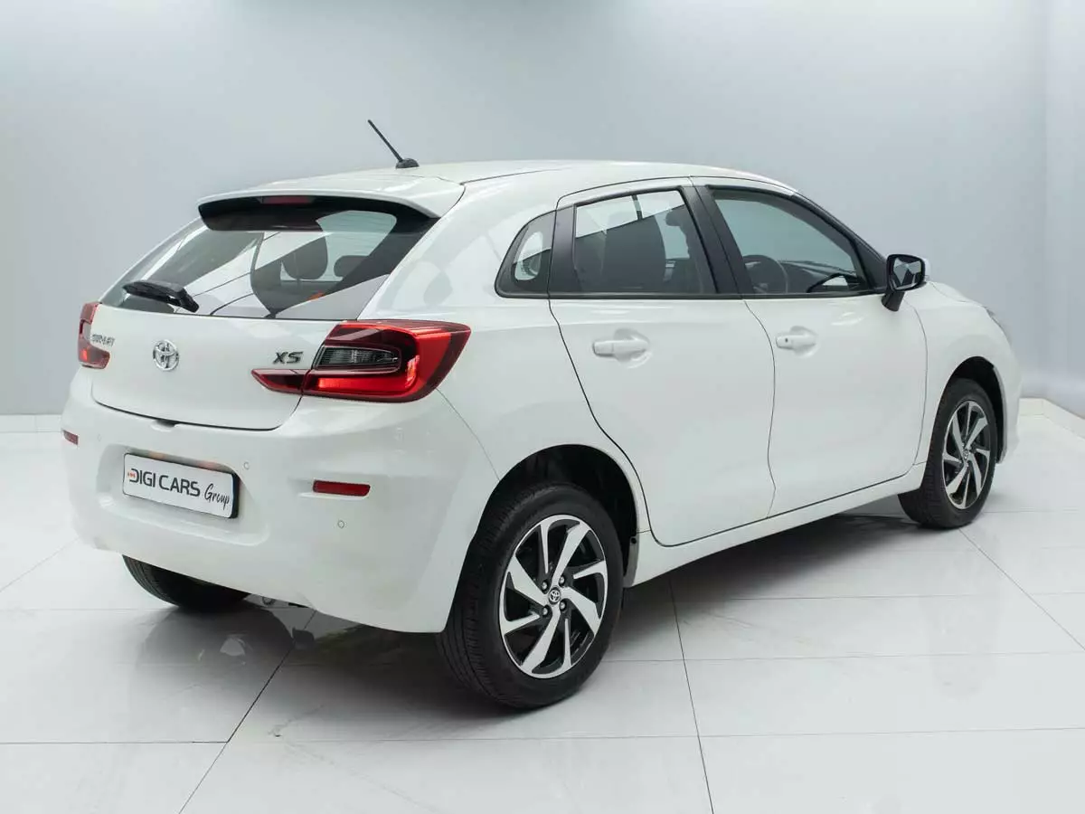 Vehicle Image for 5/17for Toyota Starlet 1.5 XS Auto