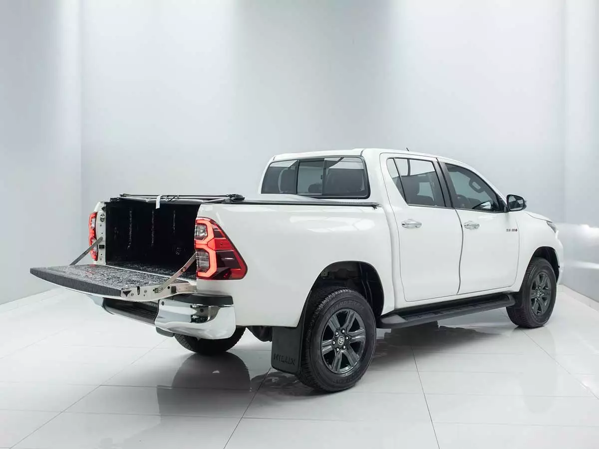 Vehicle Image for 6/17for Toyota Hilux 2.8GD-6 Double Cab Raider auto