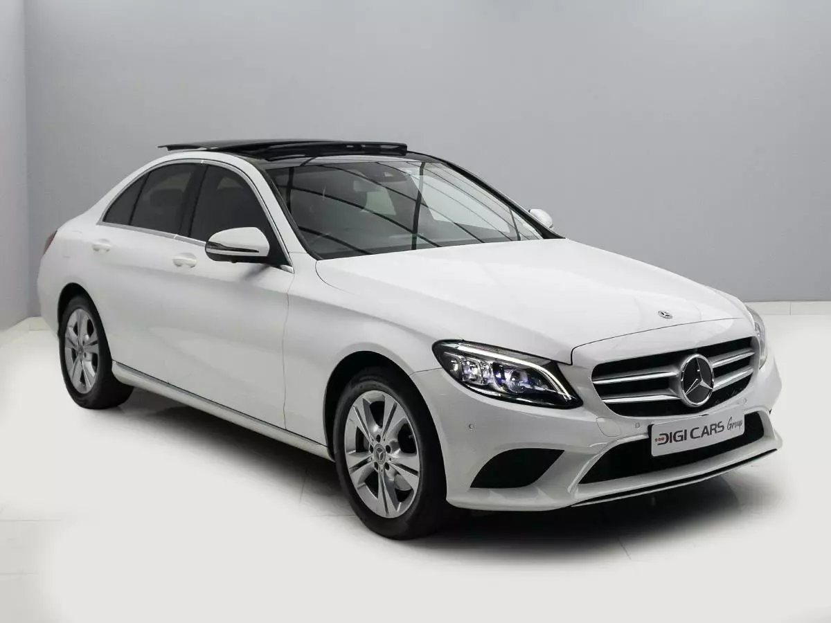 Mercedes-Benz C-Class C220d Avantgarde 2020