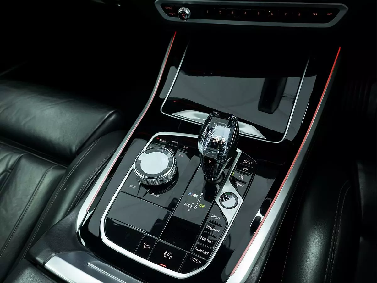 Vehicle Image for 12/17for BMW X5 M50d