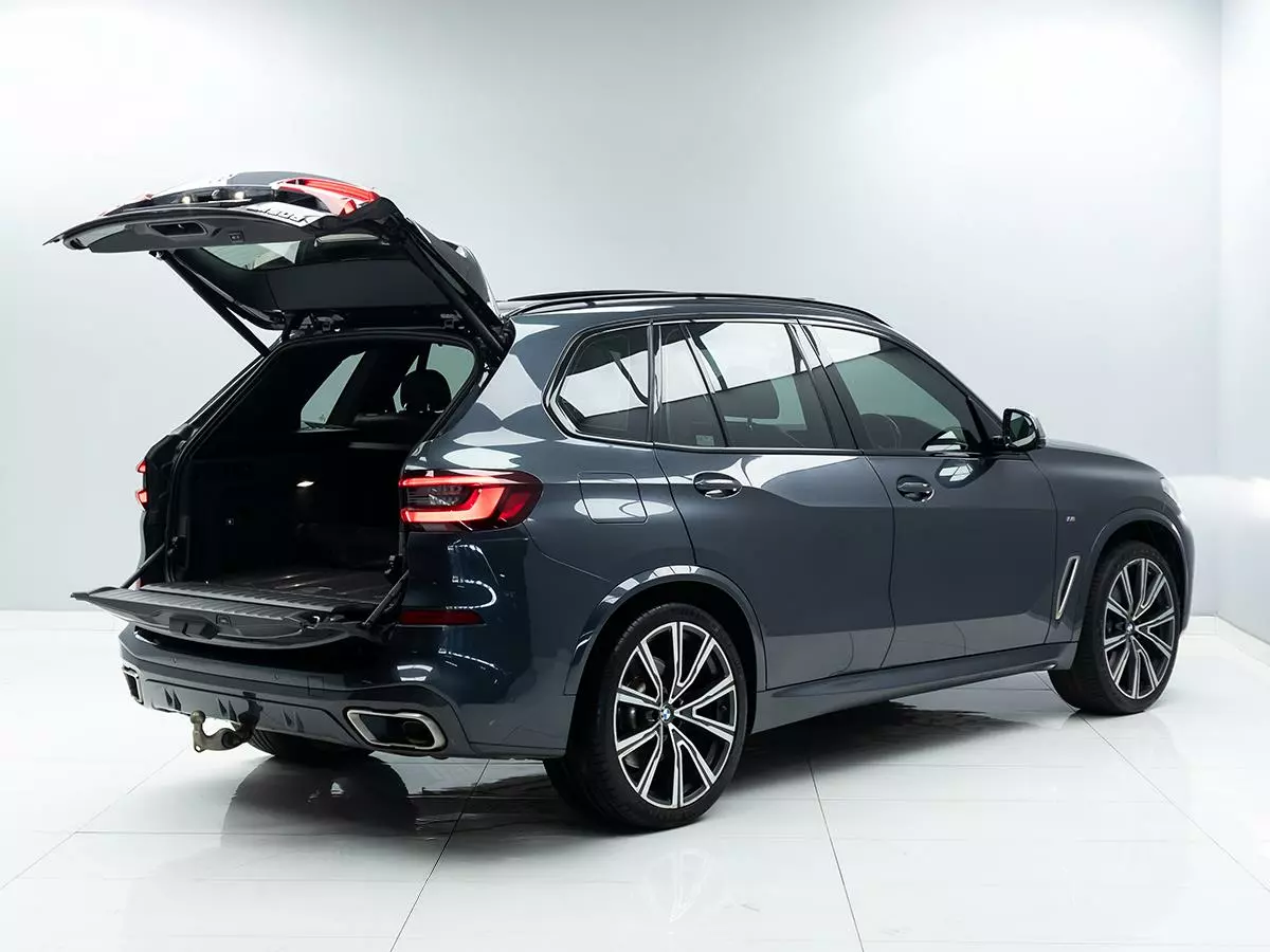 Vehicle Image for 6/17for BMW X5 M50d