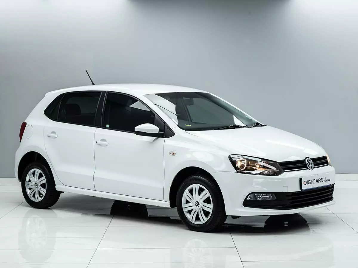 Volkswagen Polo Vivo Hatch 1.6 Comfortline Auto 2020