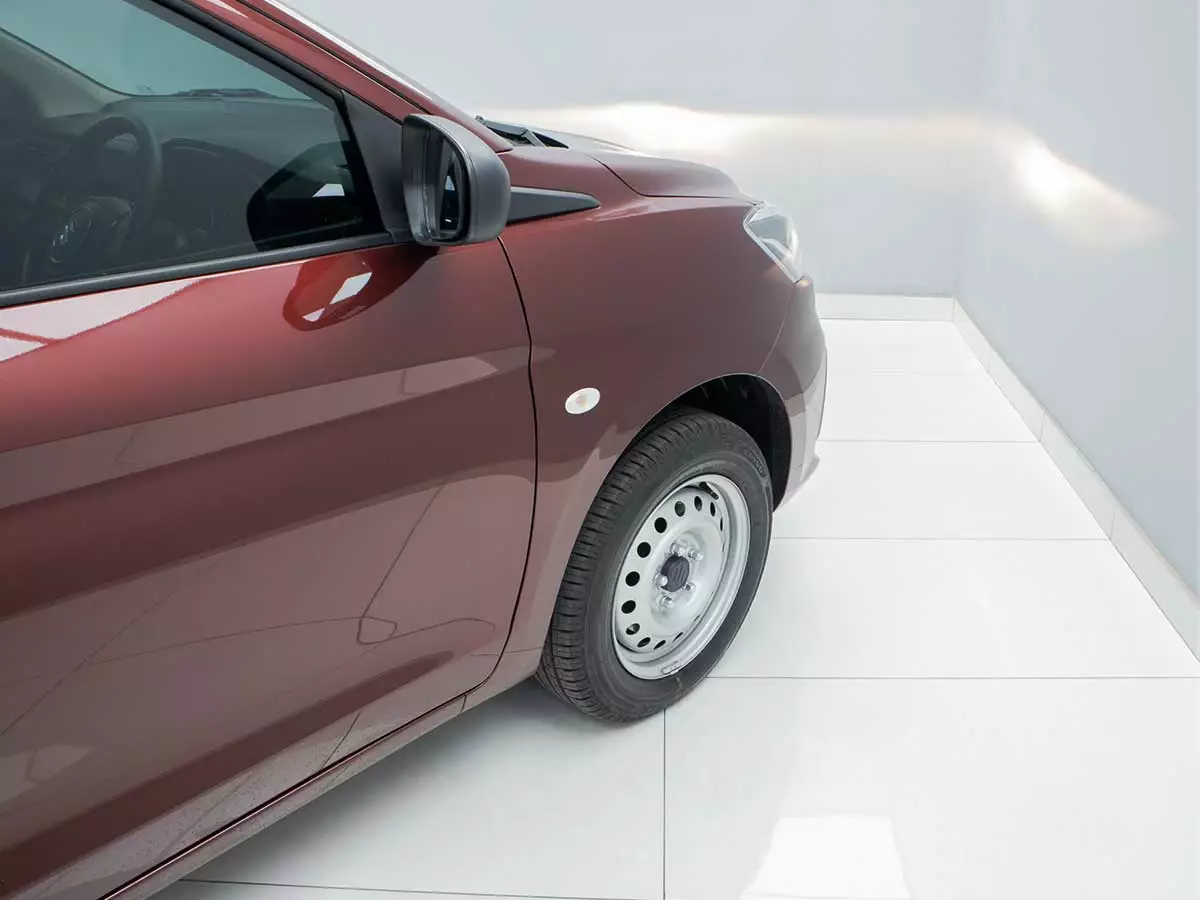 Vehicle Image for 7/17for Suzuki Ertiga 1.5 GA