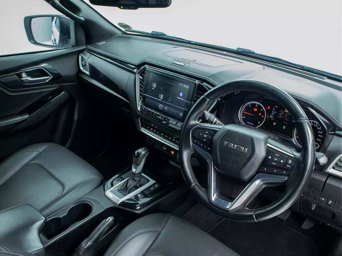 Vehicle Image for 13/17for Isuzu D-Max 3.0TD Double Cab V-Cross 4x4